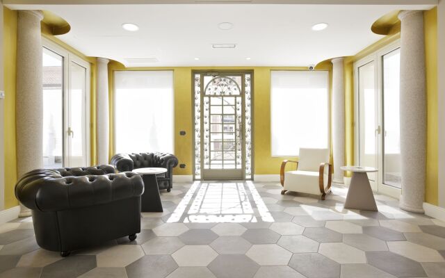 Hotel Al Campanile - Luxury Suites & Apartments