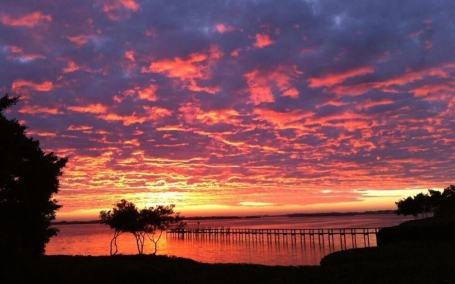 Westbay Cove South 703