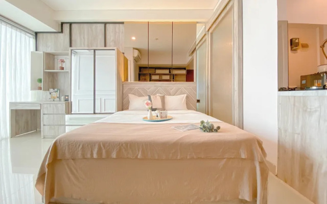 Homey and Restful Studio Grand Kamala Lagoon Apartment