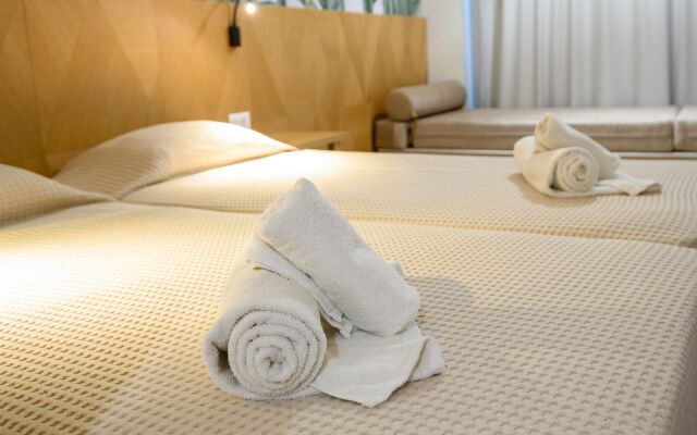 Malia Bay Beach Hotel & Bungalows