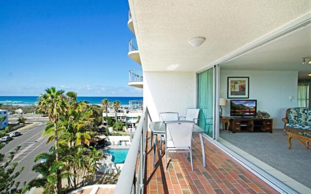 Chateau Royale Beach Resort Maroochydore