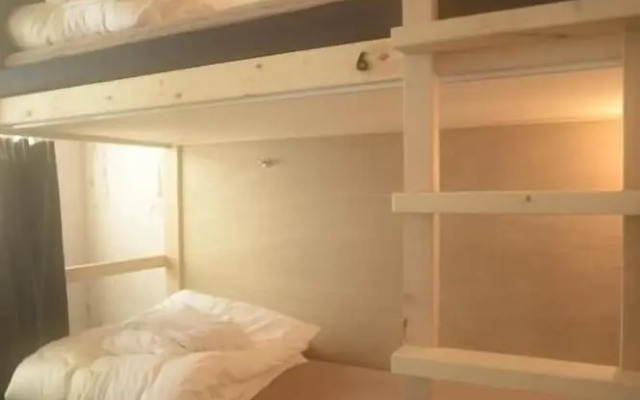 Wharf Inn - Hostel
