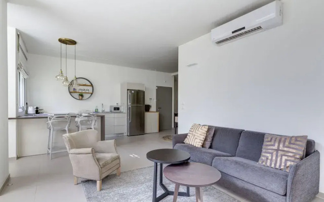 Central17 by TLV2RENT