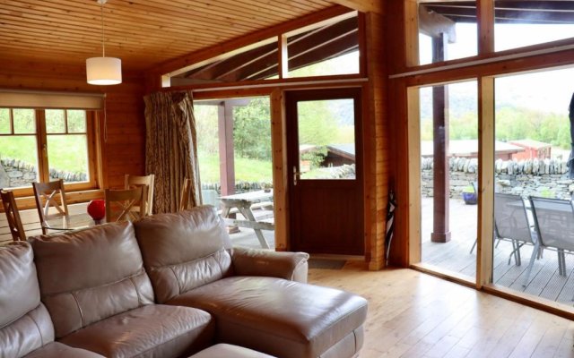 Lodge 38 Rowardennan , Loch Lomond