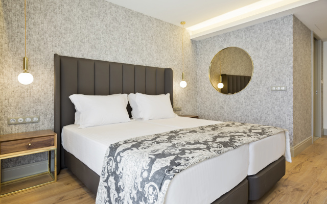 Hotel Acta The Avenue