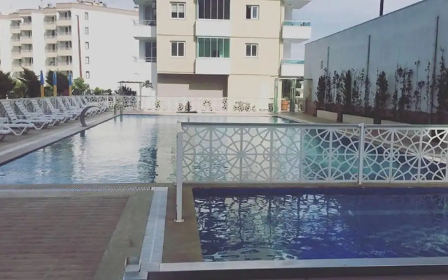 GoldenPark King Suites with Balcony & Sea view