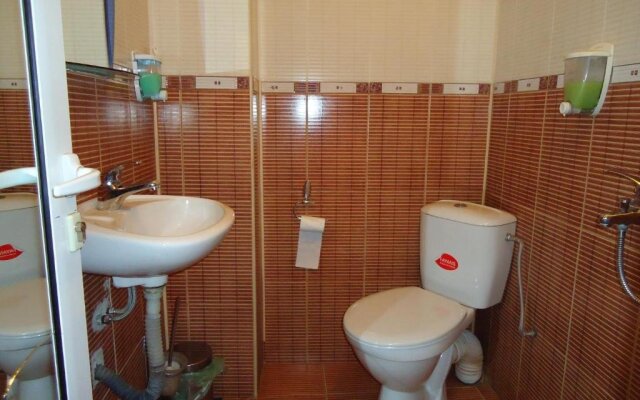 Dionis Hotel