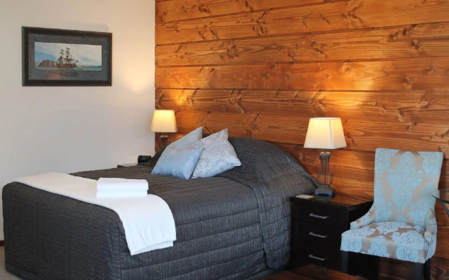 Inn the Bay Bed & Breakfast
