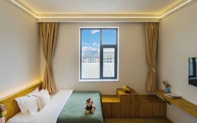 Shangri-La Chenxia Courtyard Homestay