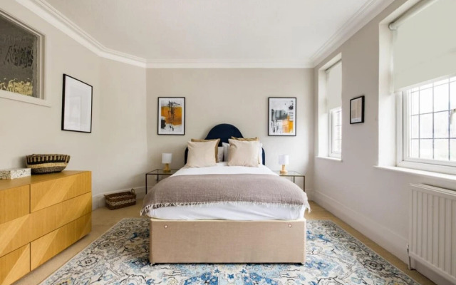 The Hendon Escape - Elegant 3bdr Flat
