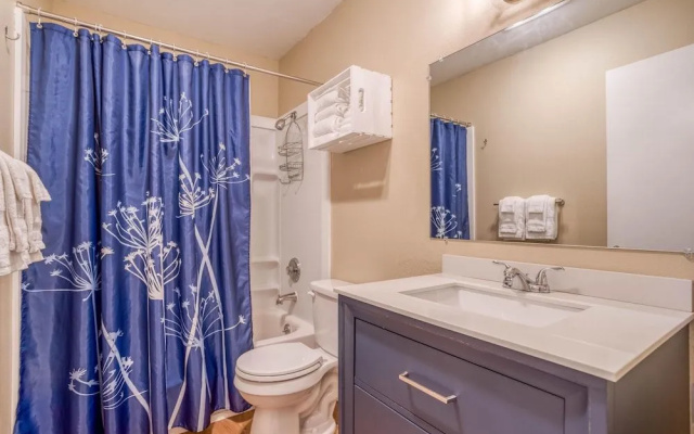 Creekside Condo 136