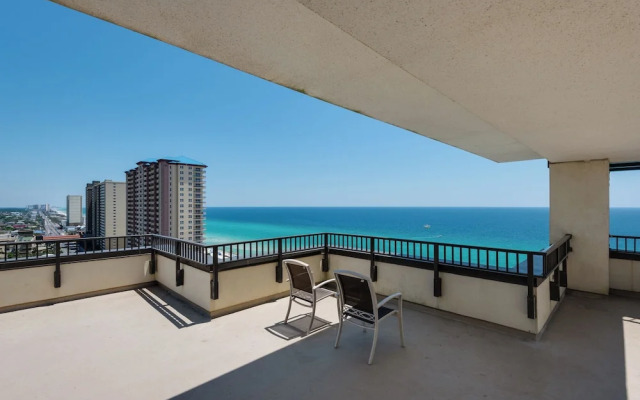 Warm and Inviting 1 Bd 1 Ba Condo With Breathtaking Gulf Views