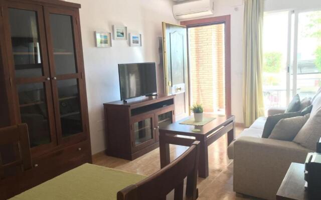 2 bed apartment with pools and spa