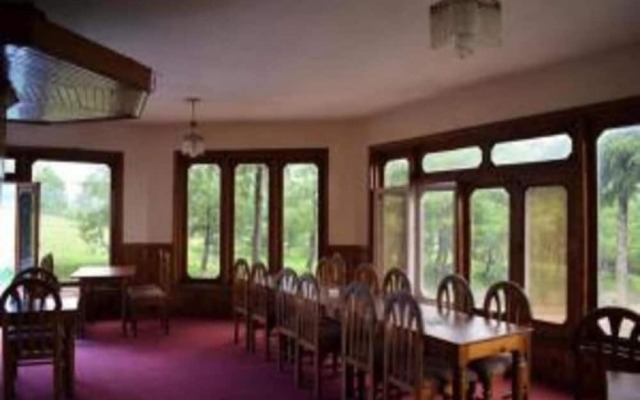 Tourist Inn Hotel Shogran