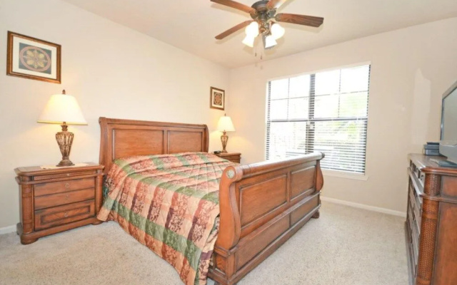 Under The Palms 3 Bedroom Condo by Redawning