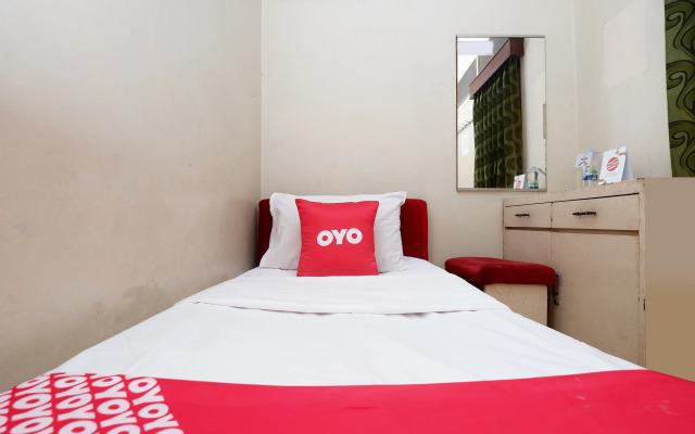 OYO 1843 Cahya Nirwana