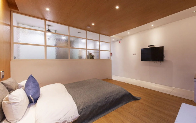 Chungju the October (Drive in Hotel)