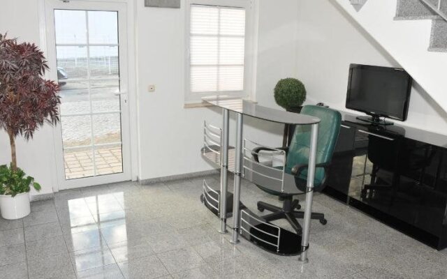 Hotel Pension garni Schwerin-Unterkunft