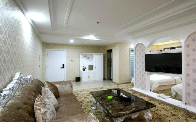 Zhang Ye Long Sheng Holiday Hotel