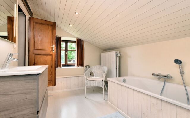 Picturesque Holiday Home in Petites Tailles with Garden