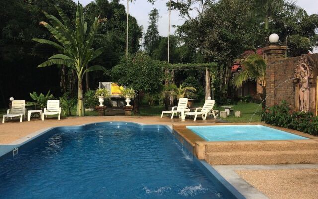 I-In Resort