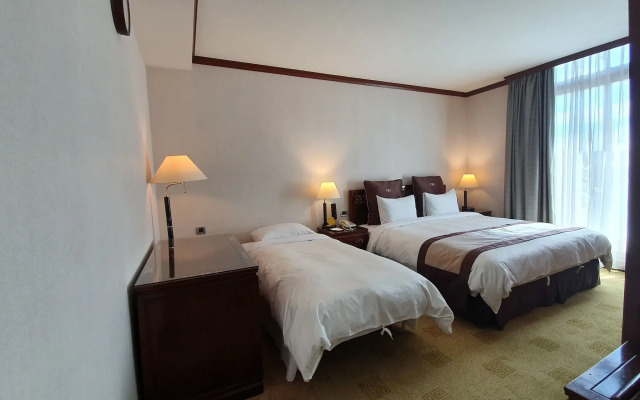 Rich Garden Hotel