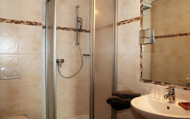 Apartment in Hochkrimml Near Ski Slopes