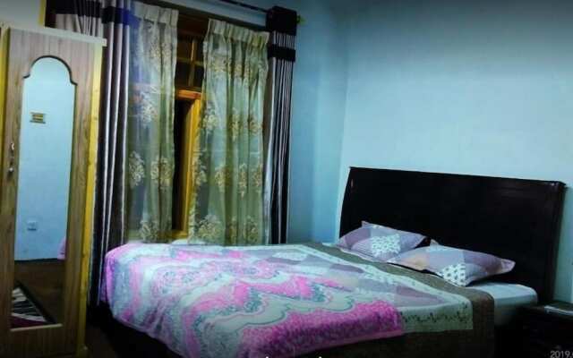 Bercha Guest House Dorkhan Hunza
