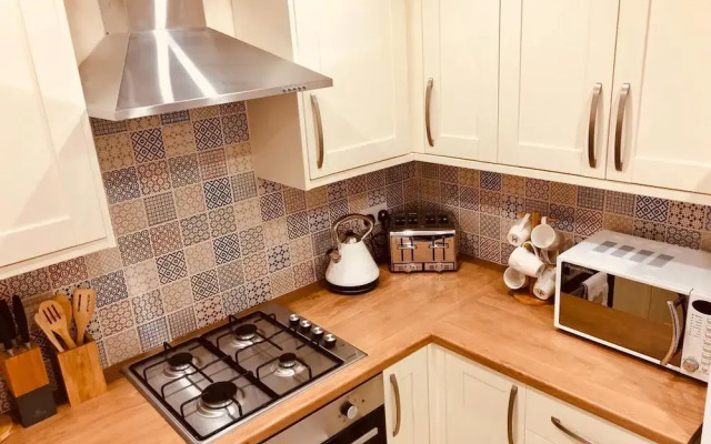 Lux Apartments 3 Bedroom House Eton