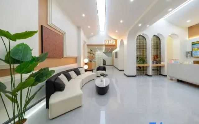 Qingning Homestay Hotel (Shantou Chaoyang Wenguang Tower)