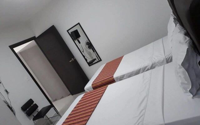 Hotel 9/25