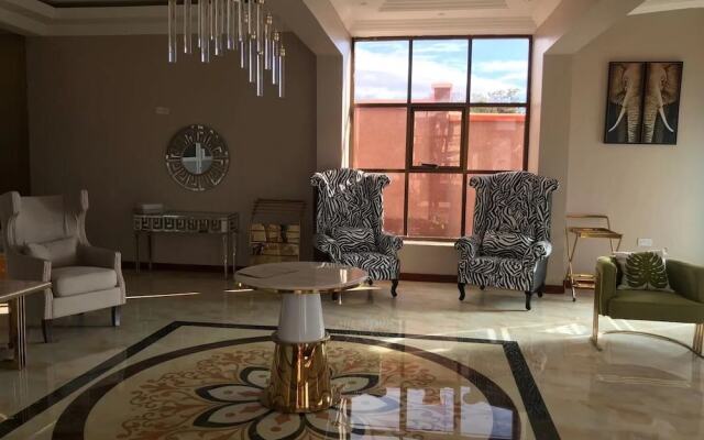 Mount Royal Villa Hotel