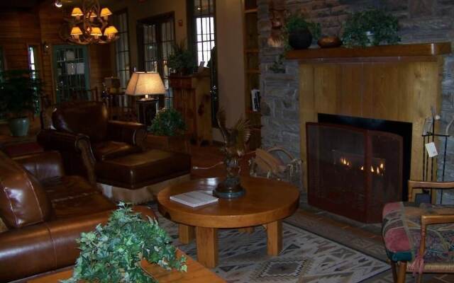 Chestnut Tree Inn - Cherokee
