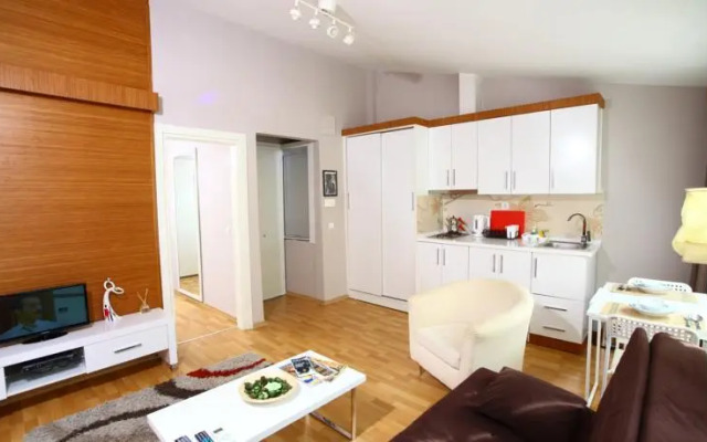 Rose Suites