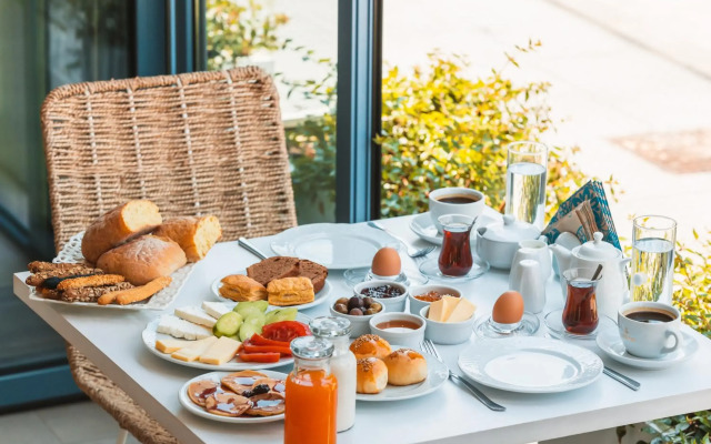 Dias Hotel