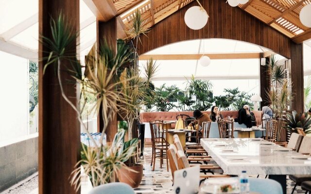 Blackbird Hotel Bandung