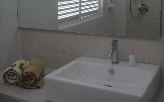 Shamrock Beach Villas Penang Seaview