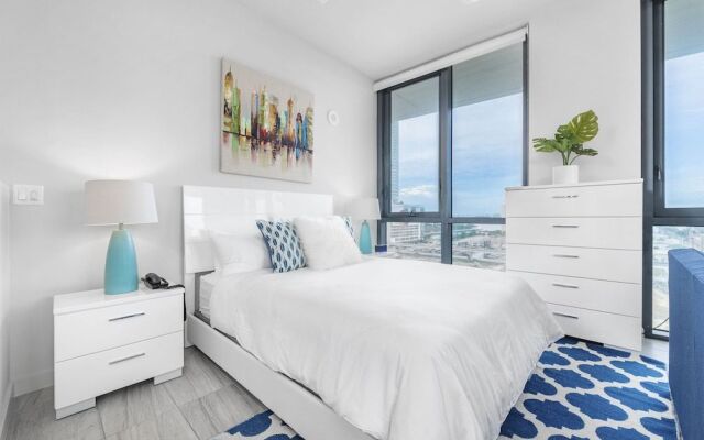 Bluebird Suites Downtown Brickell
