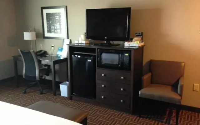 Comfort Inn Minot Area