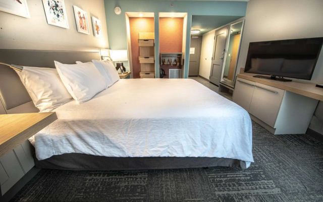 Crowne Plaza Doha - The Business Park by IHG