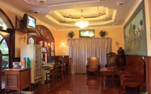 Ponloue Angkor Siem Reap Villa
