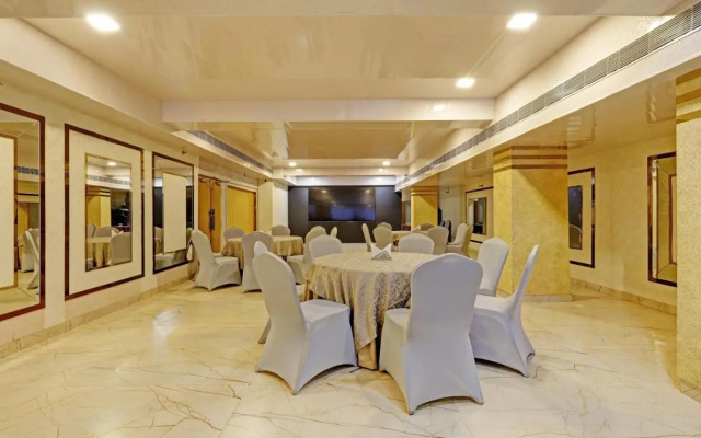 Treebo Tryst Hotel Apollo Grand