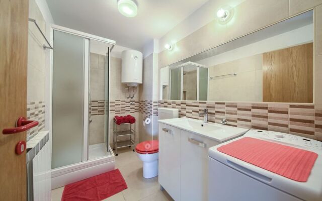Apartments Six