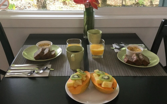 Hale 'Ohu Bed & Breakfast