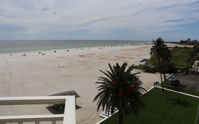 Jamaica Royale 501 - 3 Br Condo
