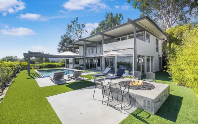 Solara Point - Sunset to Skyline With Pool & Epic Views