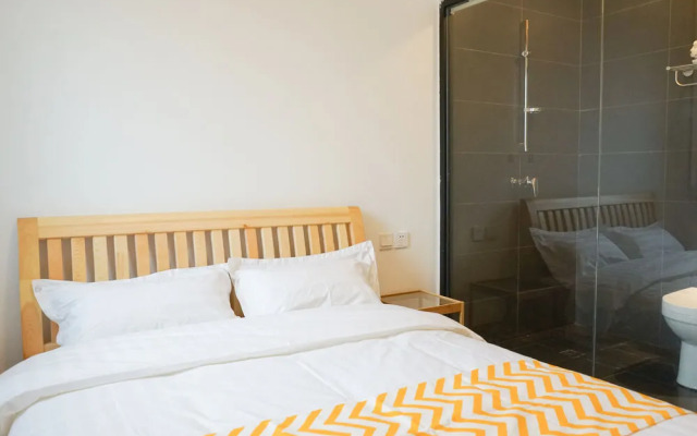 See you Hostel Lama Temple&Tian'anmen& Forbidden City ,One stop on the special line to the airport