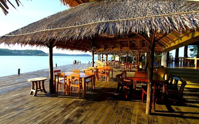 Captain Hook Resort