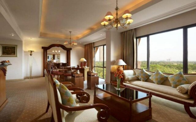 Aryaduta Lippo Village