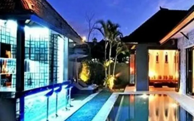Villa Samudra Raya